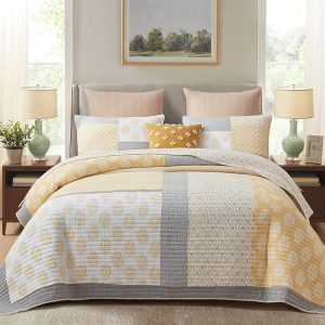 Duvet cover three-piece set